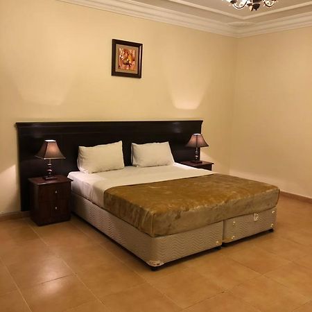 Al Meknan Furnished Units Aparthotel Medina Exterior photo